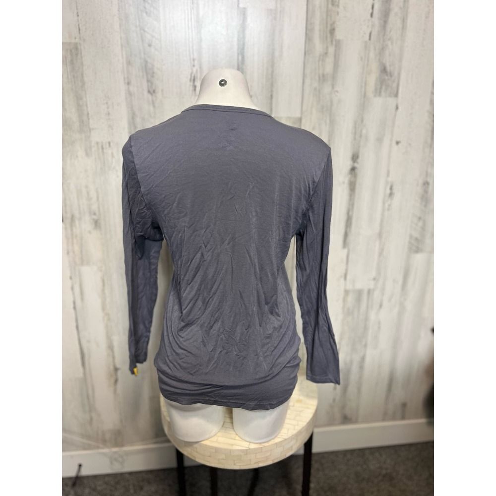 Gray blouse  - Picture 3 of 9